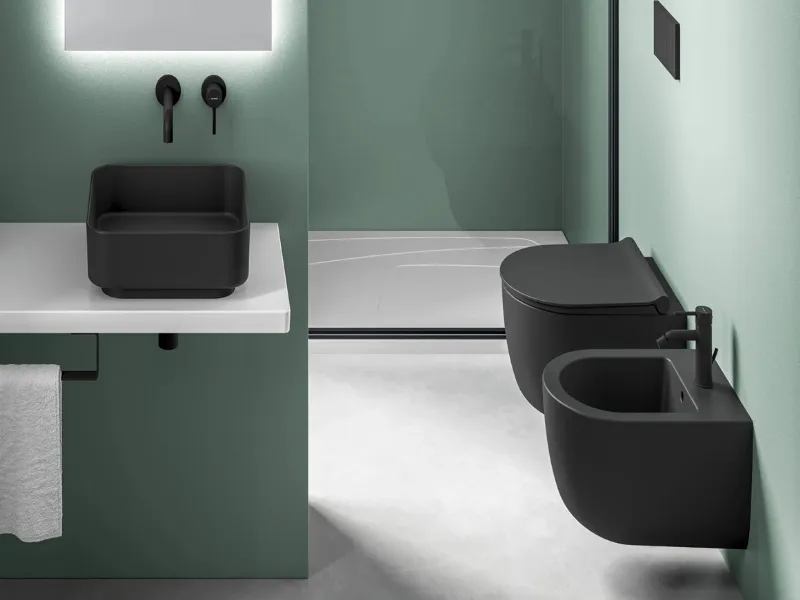 Bagno cieco sano e bello con i sanitari della collezione Mirto Round di Ceramica Dolomite